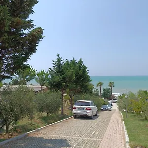  Kompleks wypoczynkowy Plazhi Gjeneralit - Small - - - - Albania