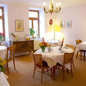 https://pension-gartnerplatz.com-bavaria.com
